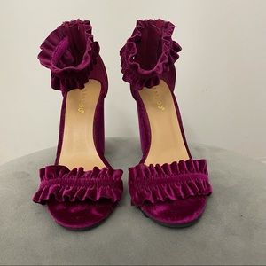 Forever21 Faux Suede Heels